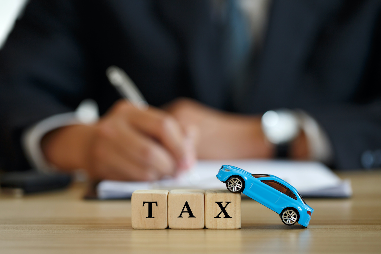 Big Tax on EV